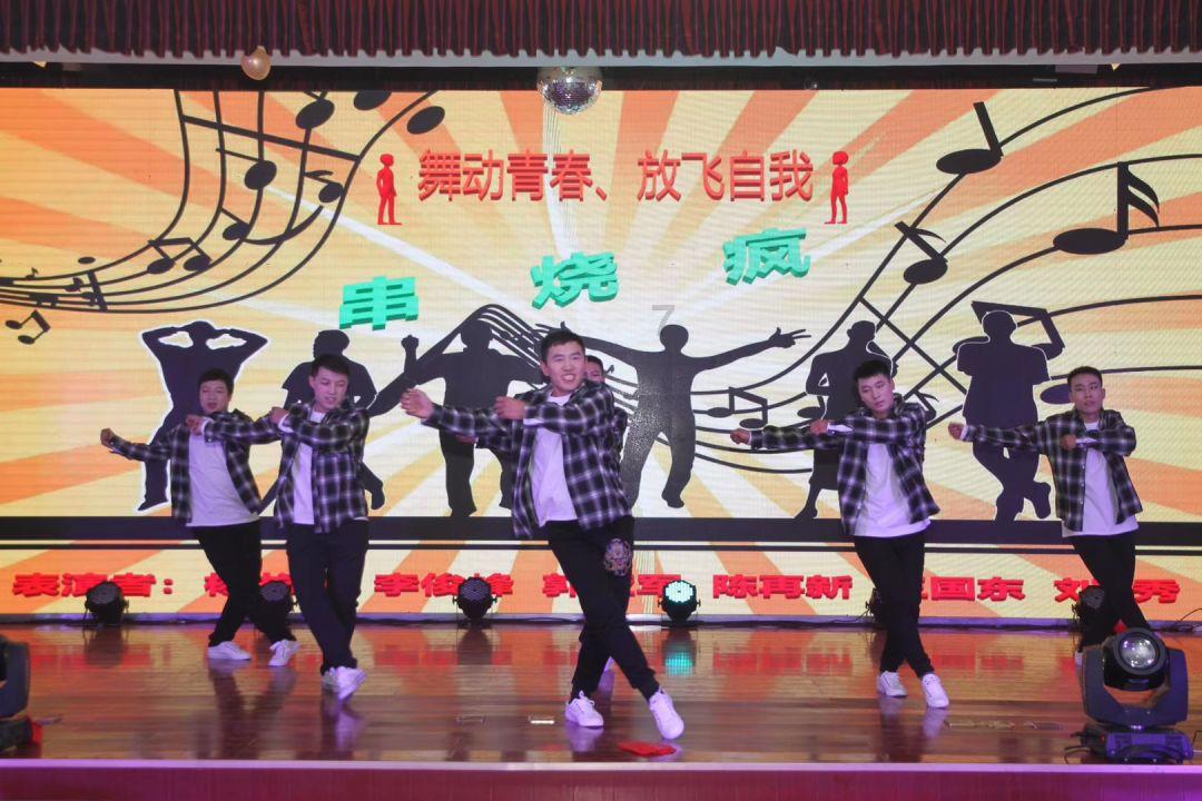 探索总被别人说单纯是什么意思?—红迪网上的社区互动平台